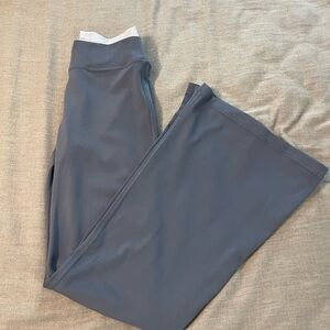 Athleta Kids Leggings in Gray and Light Blue White NWOT Size L/12